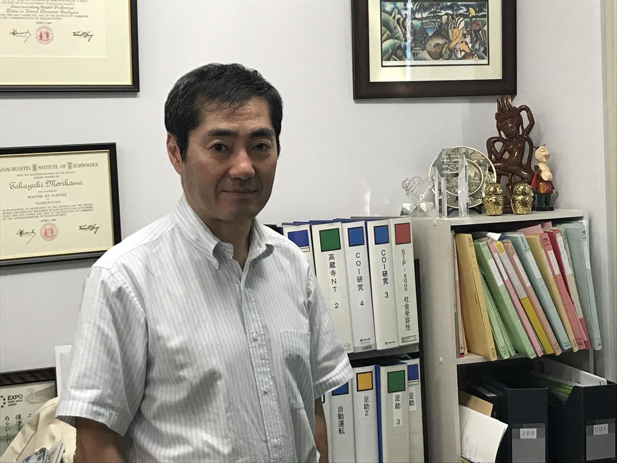 One of Prof. Takayuki Morikawa’s roles is overseeing demonstration testing of autonomous vehicles