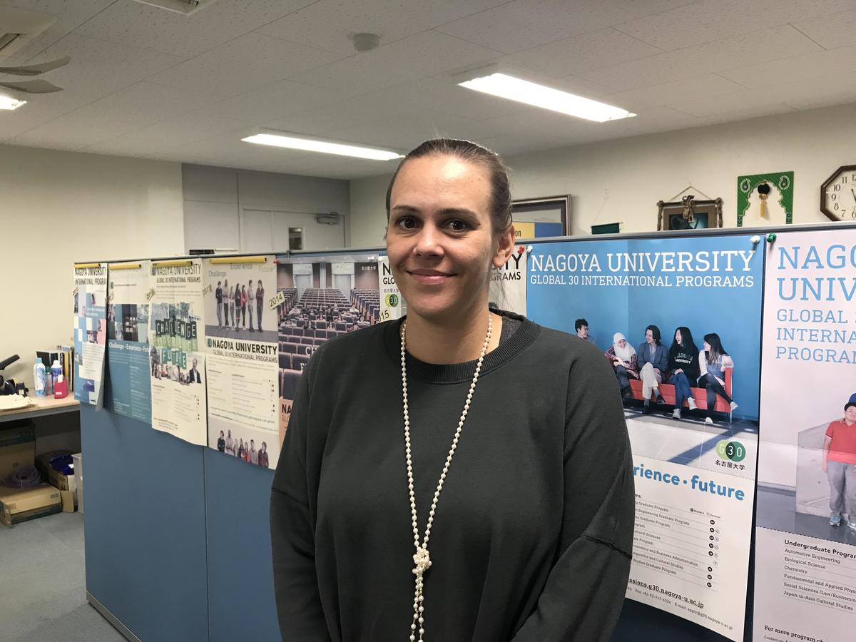 Marion Kinder from Admissions Office, International Programs. Having just returned from a two-month international recruitment tour, she is soon flying out again to Europe. From November, preparations for next year’s admissions go into full swing.