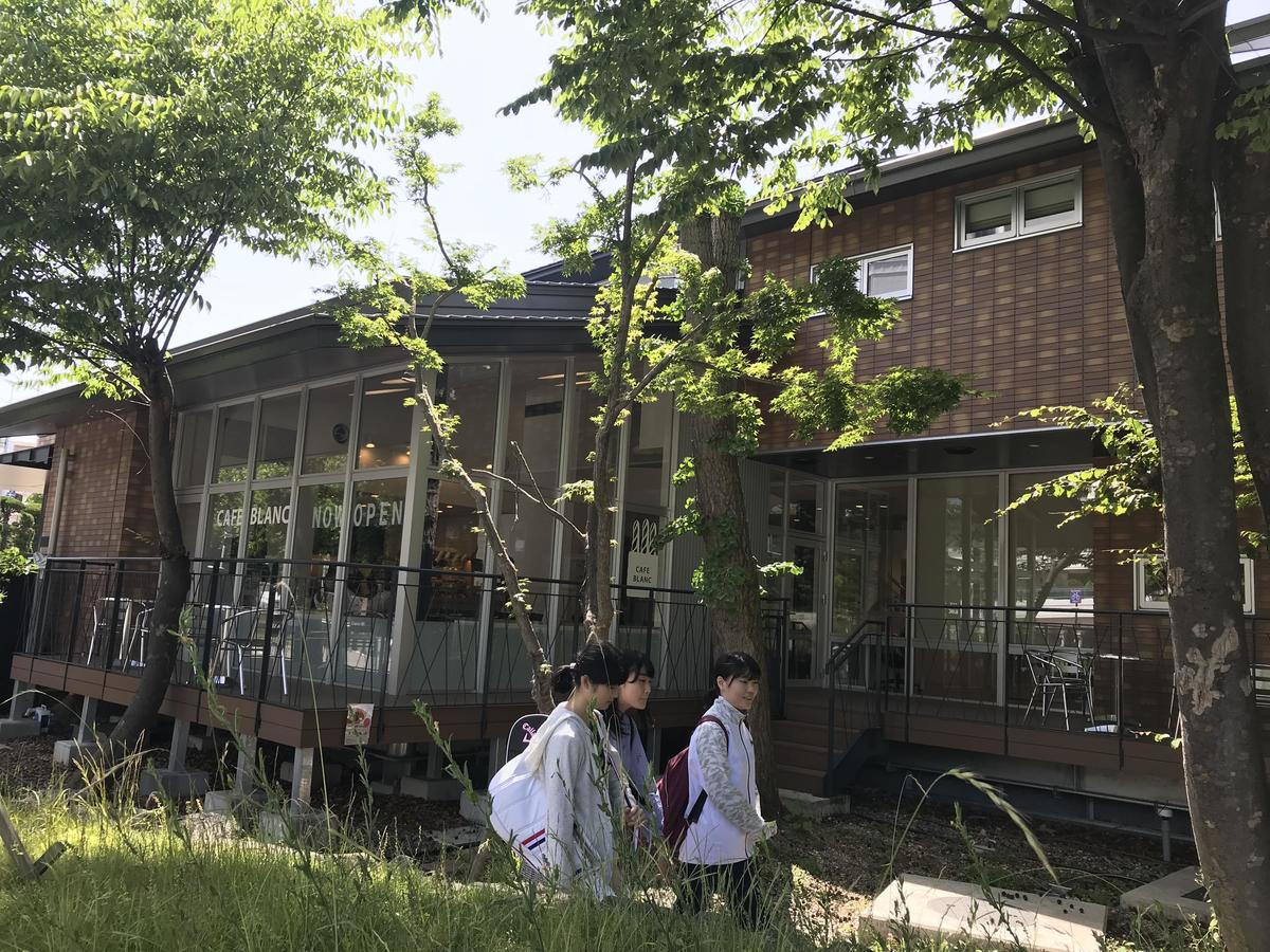 Nagoya University’s Gender Research Library has a bustling atmosphere, with a café on the ground floor