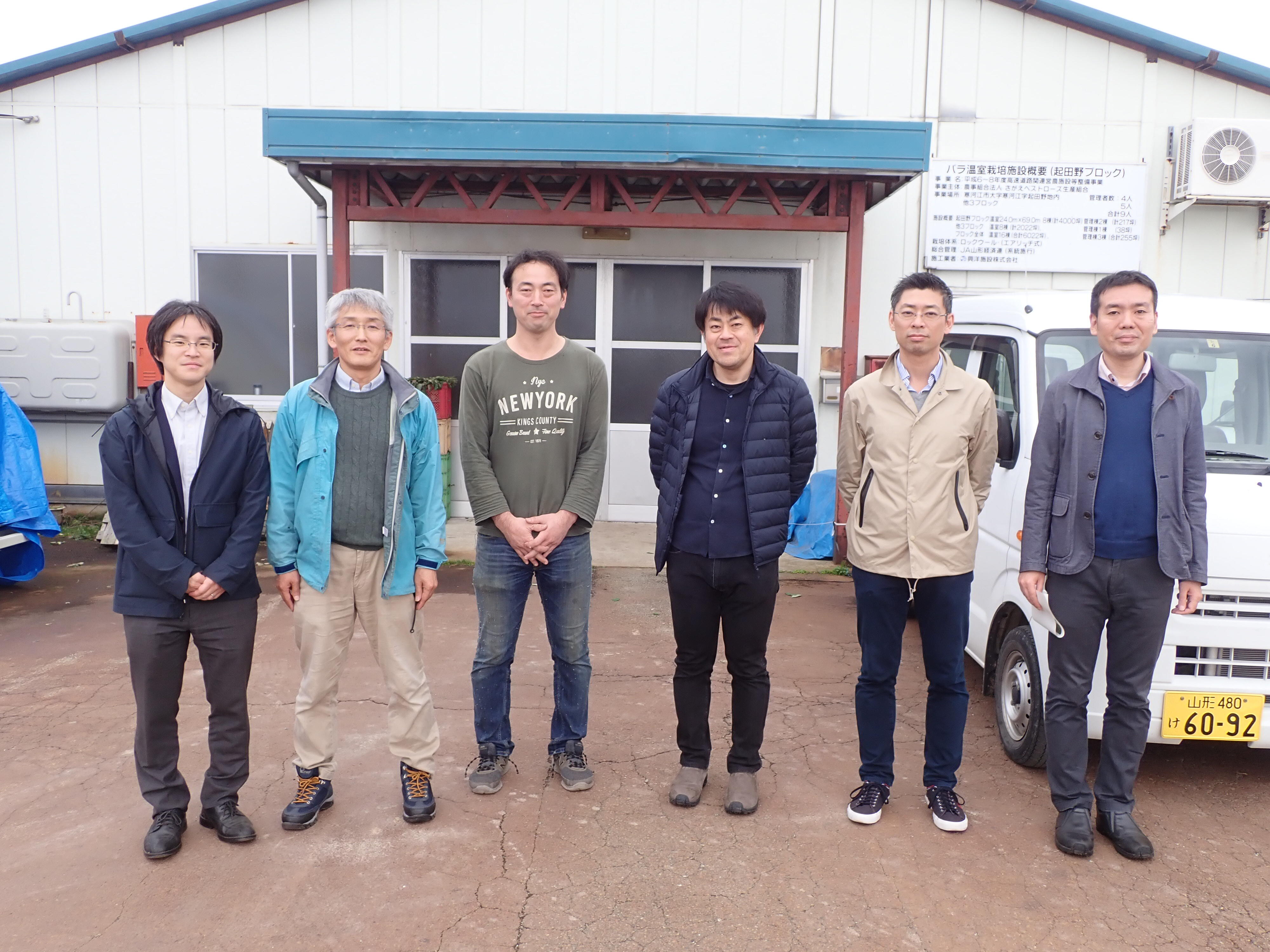 A photo at a rose garden in Yamagata, Japan, which he visited with his research colleagues in November 2018