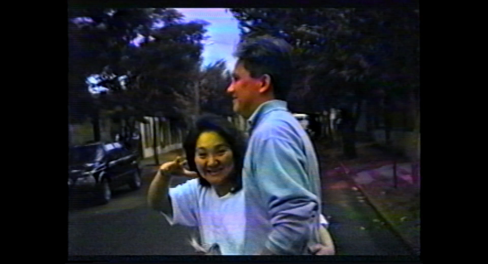 A still from Welcome back, Farewell - Marcos' parents