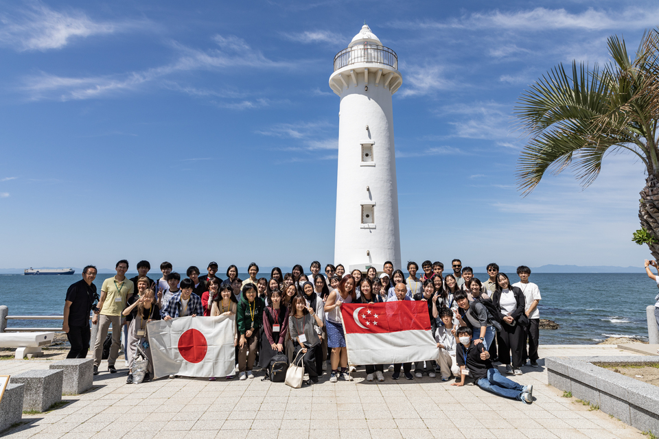 At Noma lighthouse with the students from the National University of Singapore