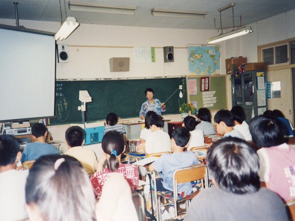 A history class in Japan (Provided by Professor Watanabe)