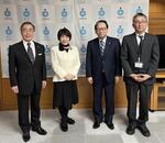 Nagoya University, Gifu University Leaders Visit MEXT Minister Abe to Discuss Joint Degree Programsの画像