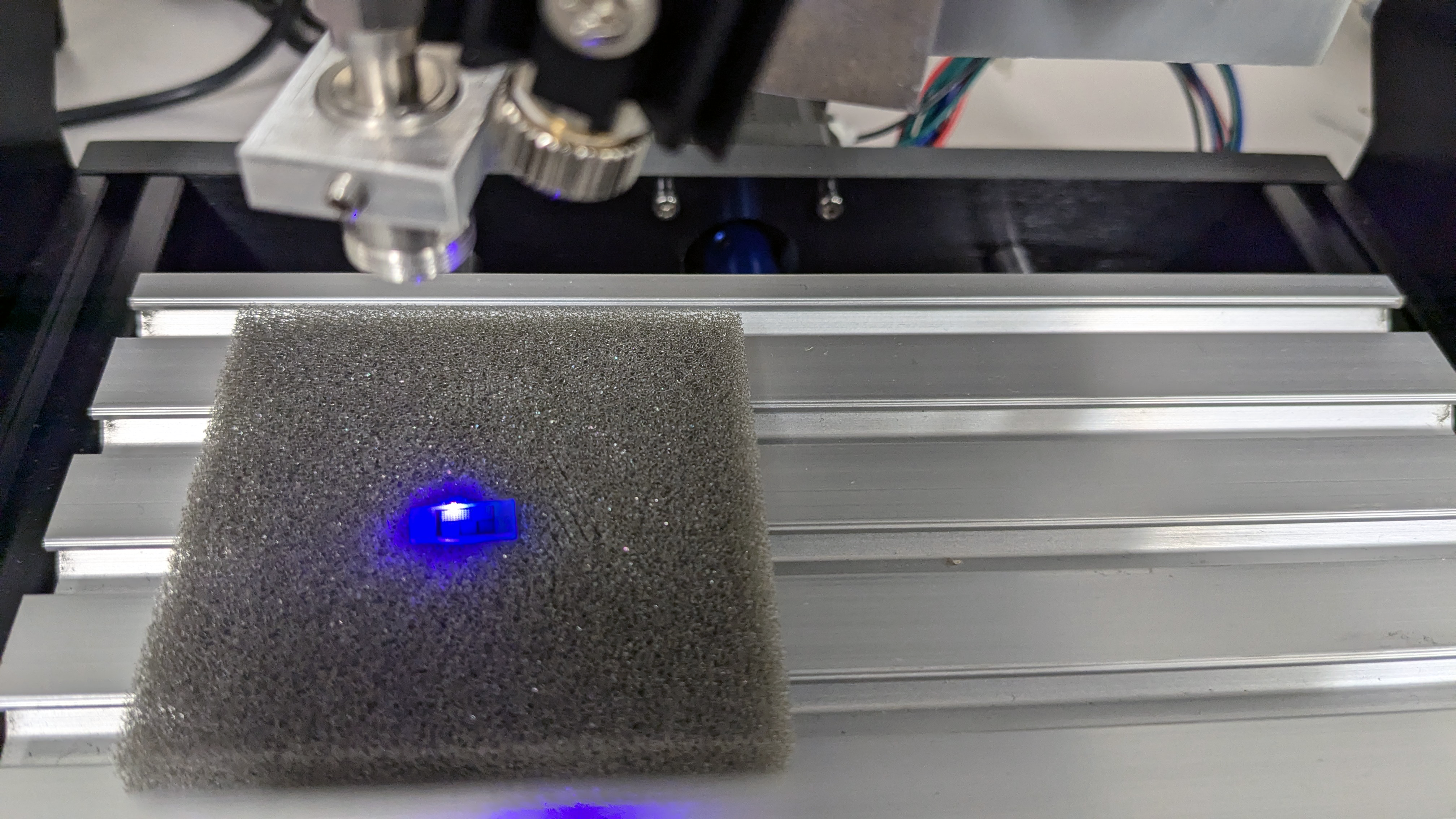 Brighter and more efficient LEDs that don’t droop