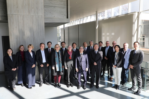 Nagoya University hosts presidential delegation from the University of Freiburg in Germany