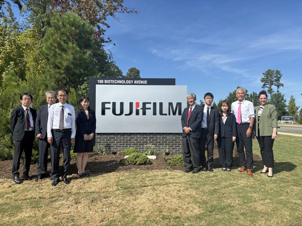 The delegation visits FUJIFILM Biotechnologies' Holly Springs site
