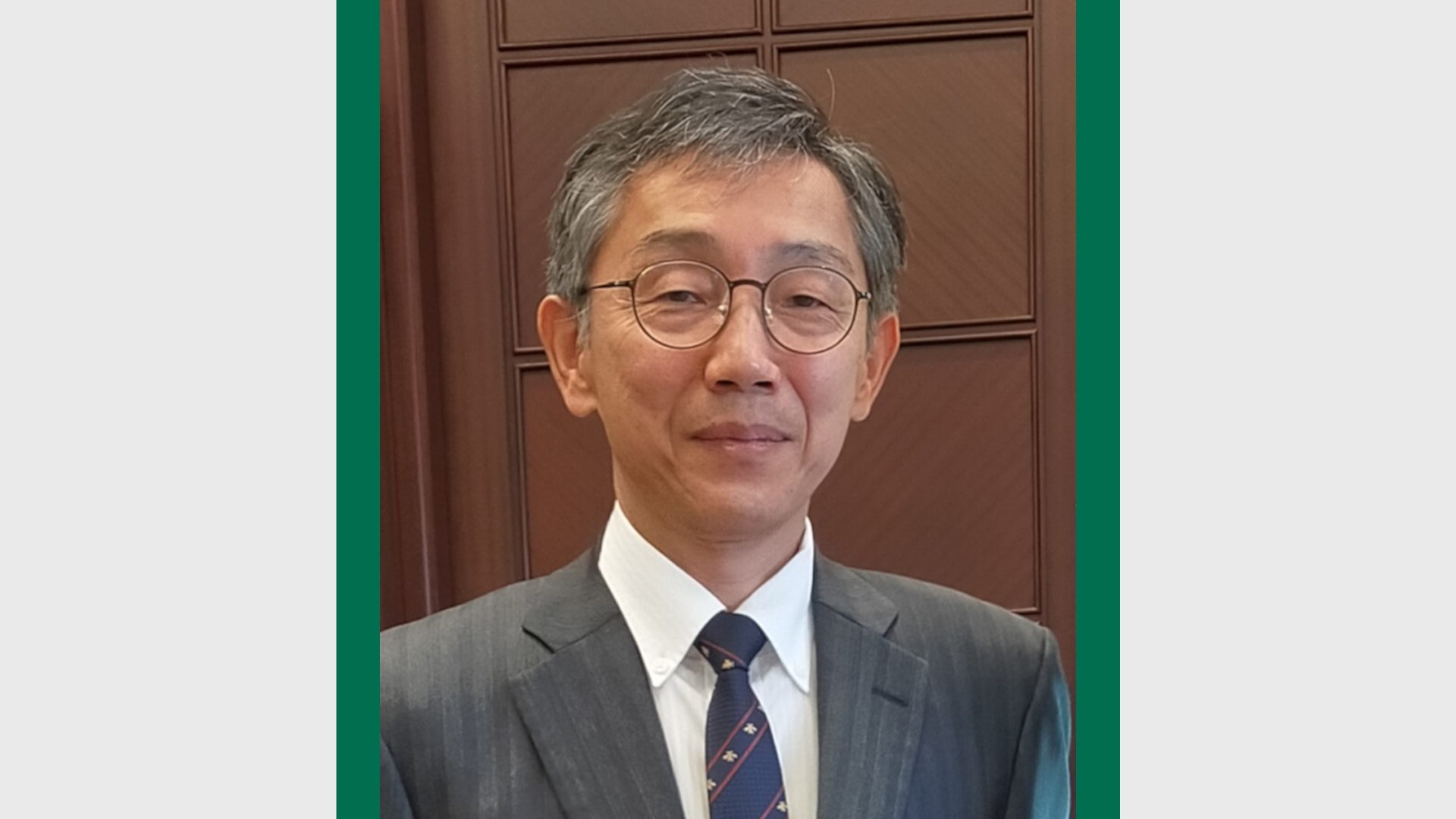 Professor Eiji Shamoto awarded Medal with Purple Ribbon