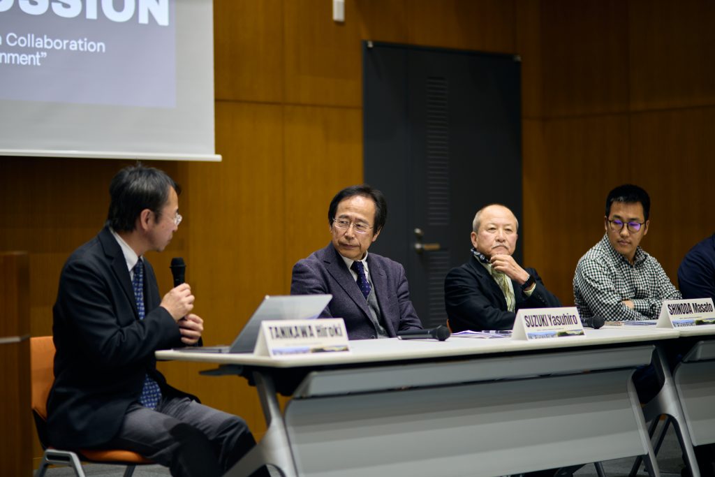 Professor Tanikawa asking question