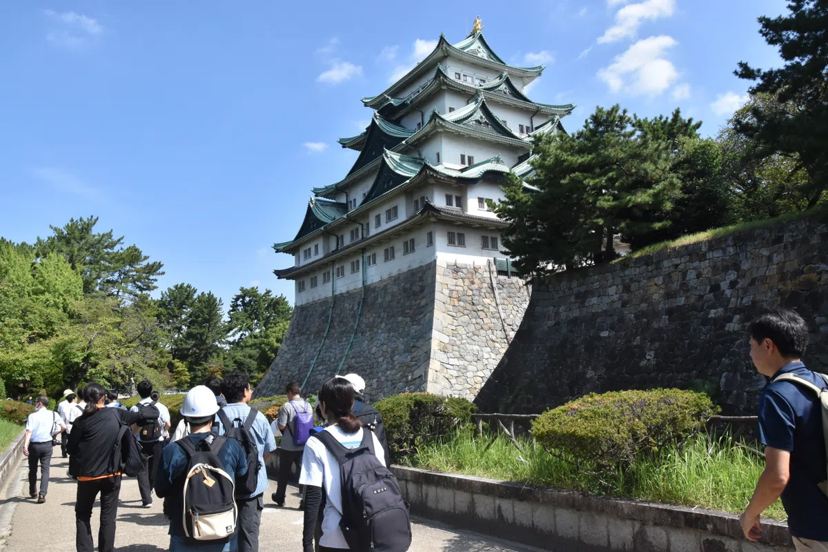 Hands-on training at Nagoya Castle teaches students the precision behind cultural heritage preservation