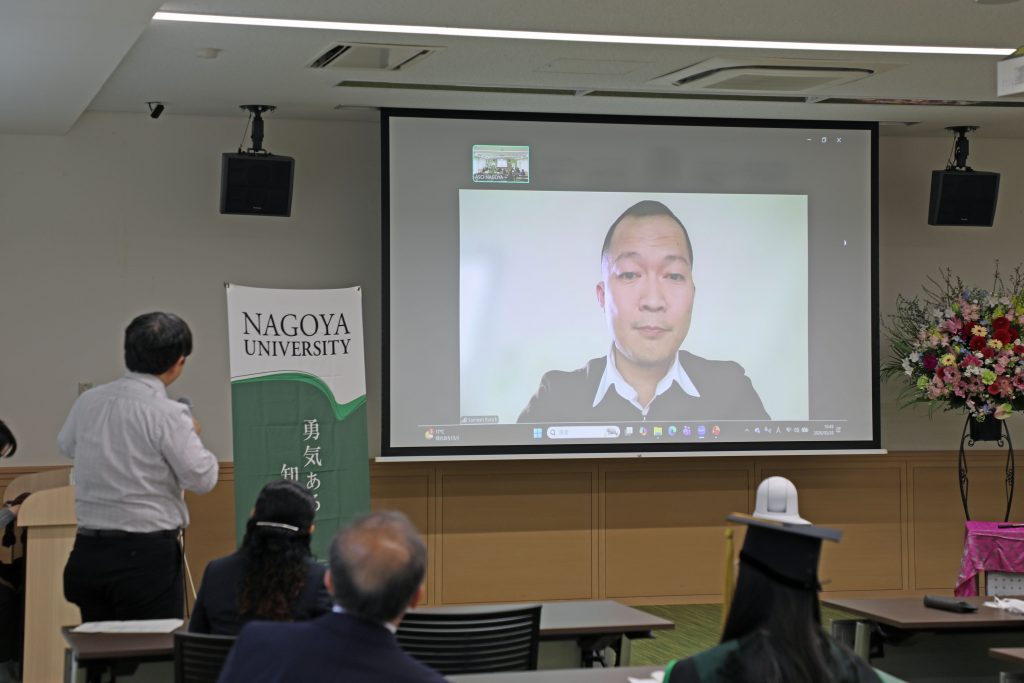 Dr. Somean Kuoch answers questions online after his presentation.