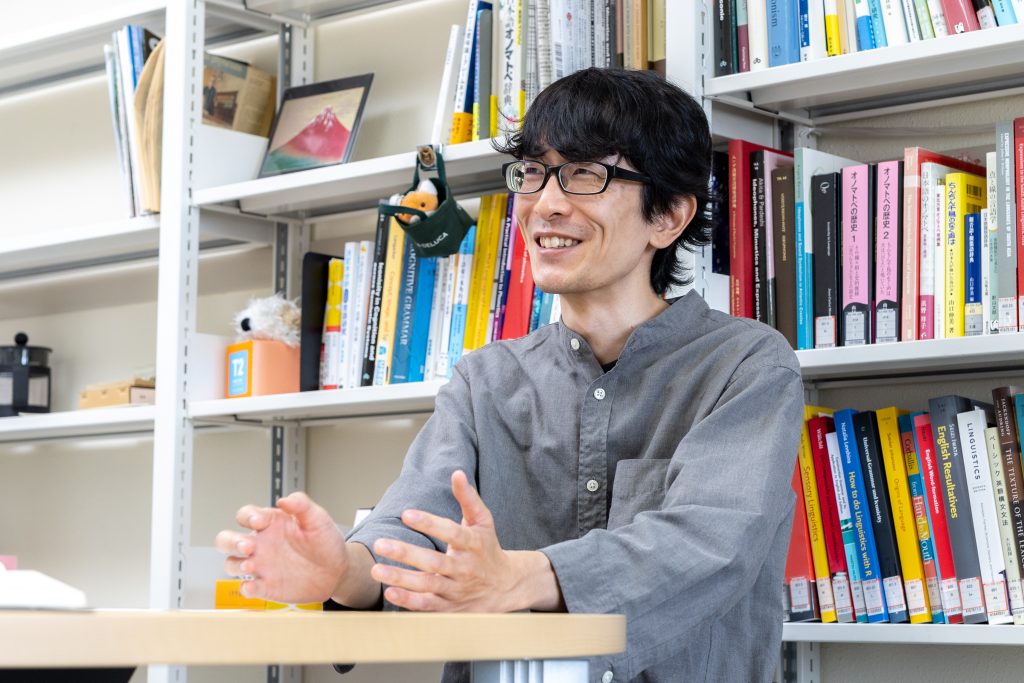 Kimi Akita, IAR Interview