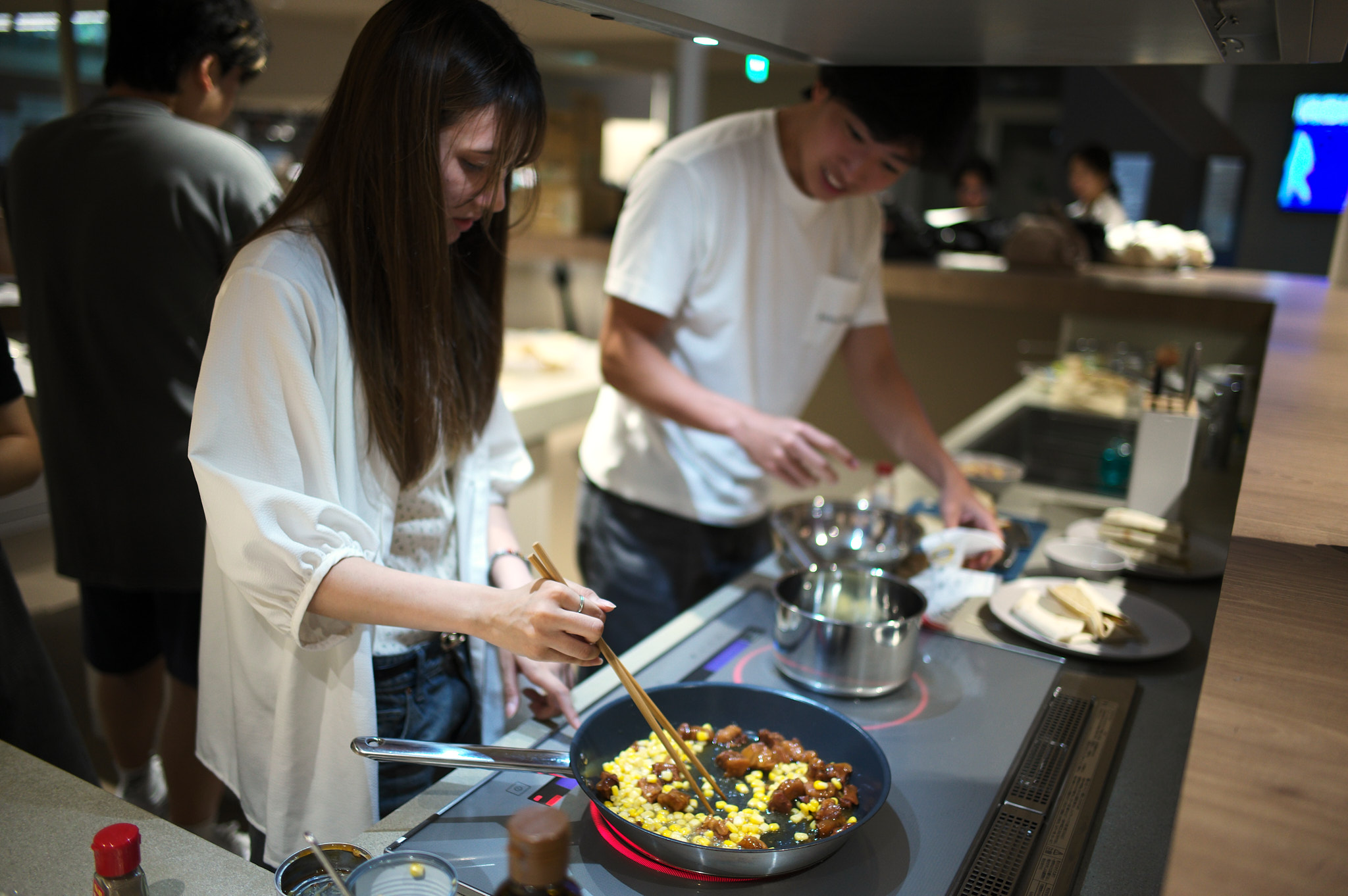 A cooking competition prepares students for disaster scenarios