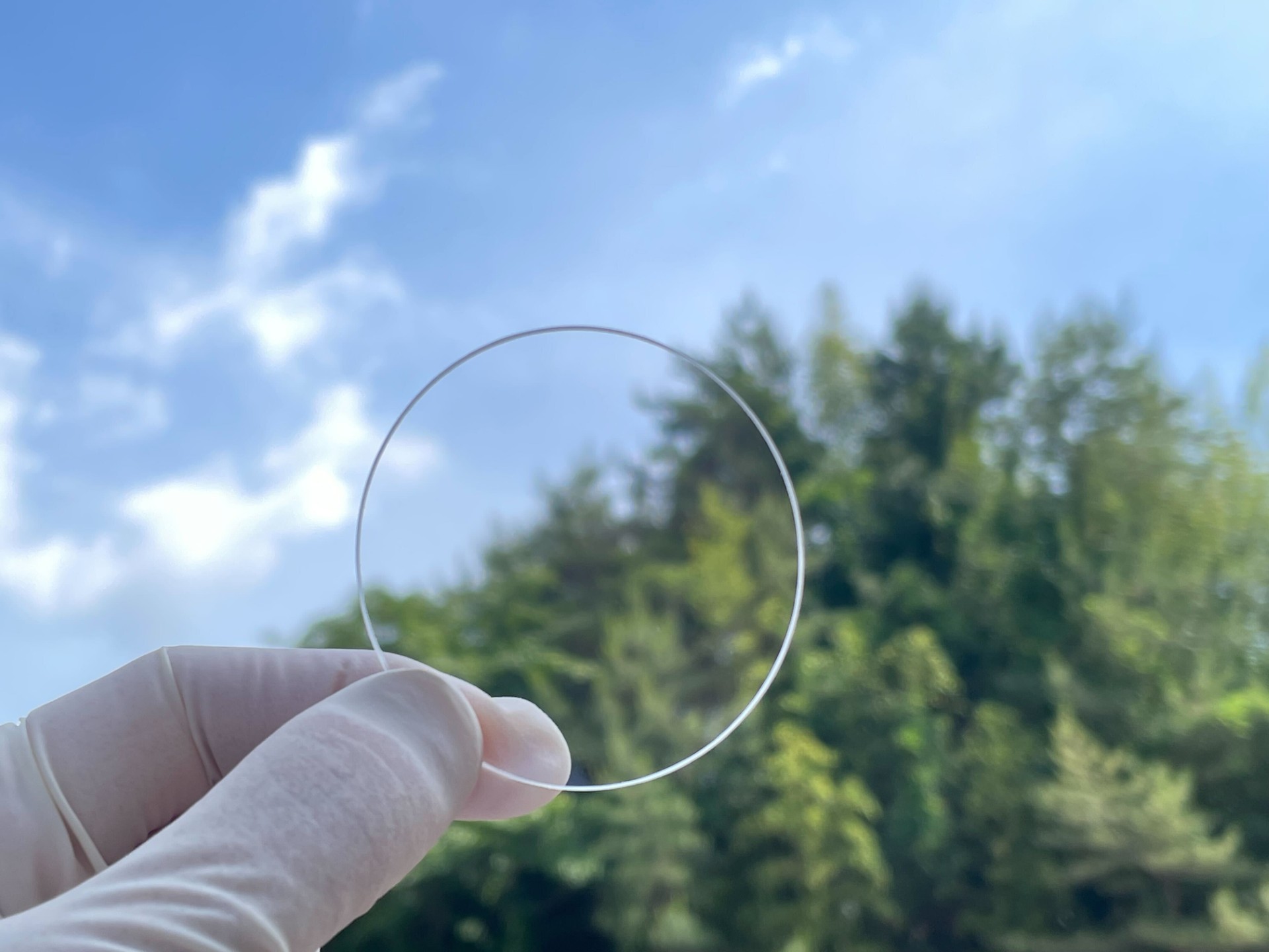 Transparent nanosheets open the door to smaller, higher-resolution optical sensors