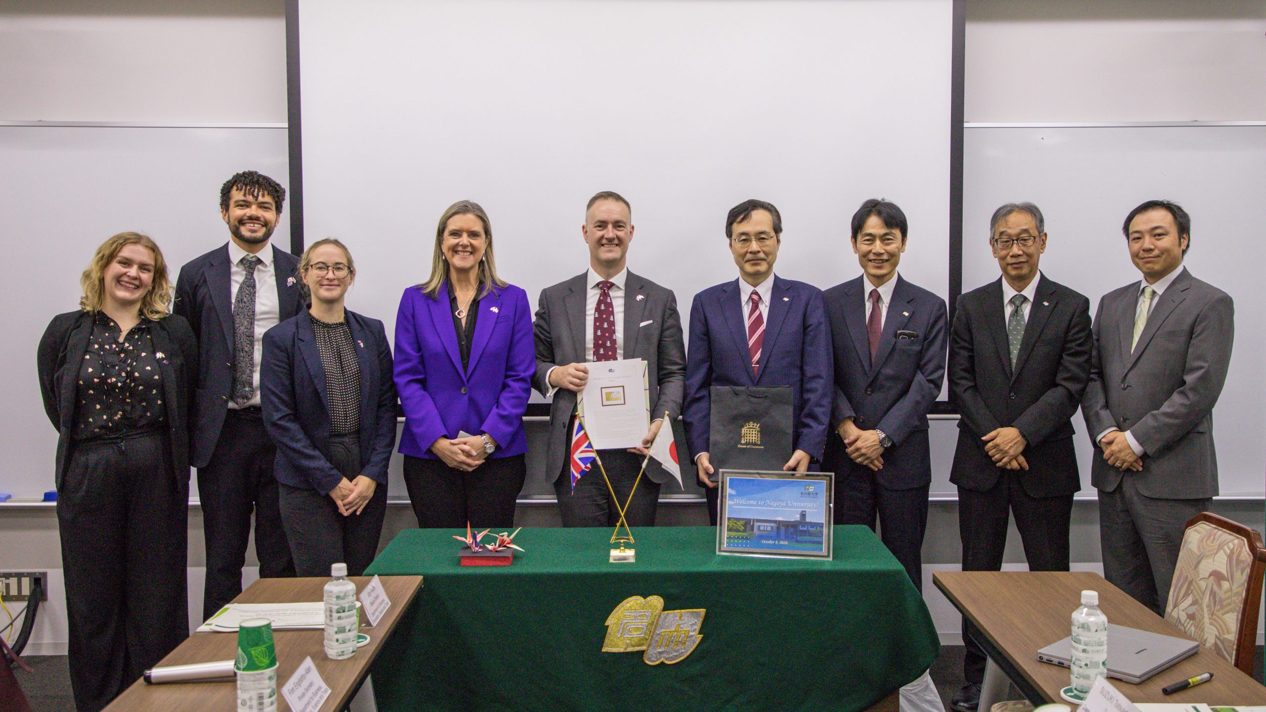 UK science minister explores mobility and materials research at Nagoya University